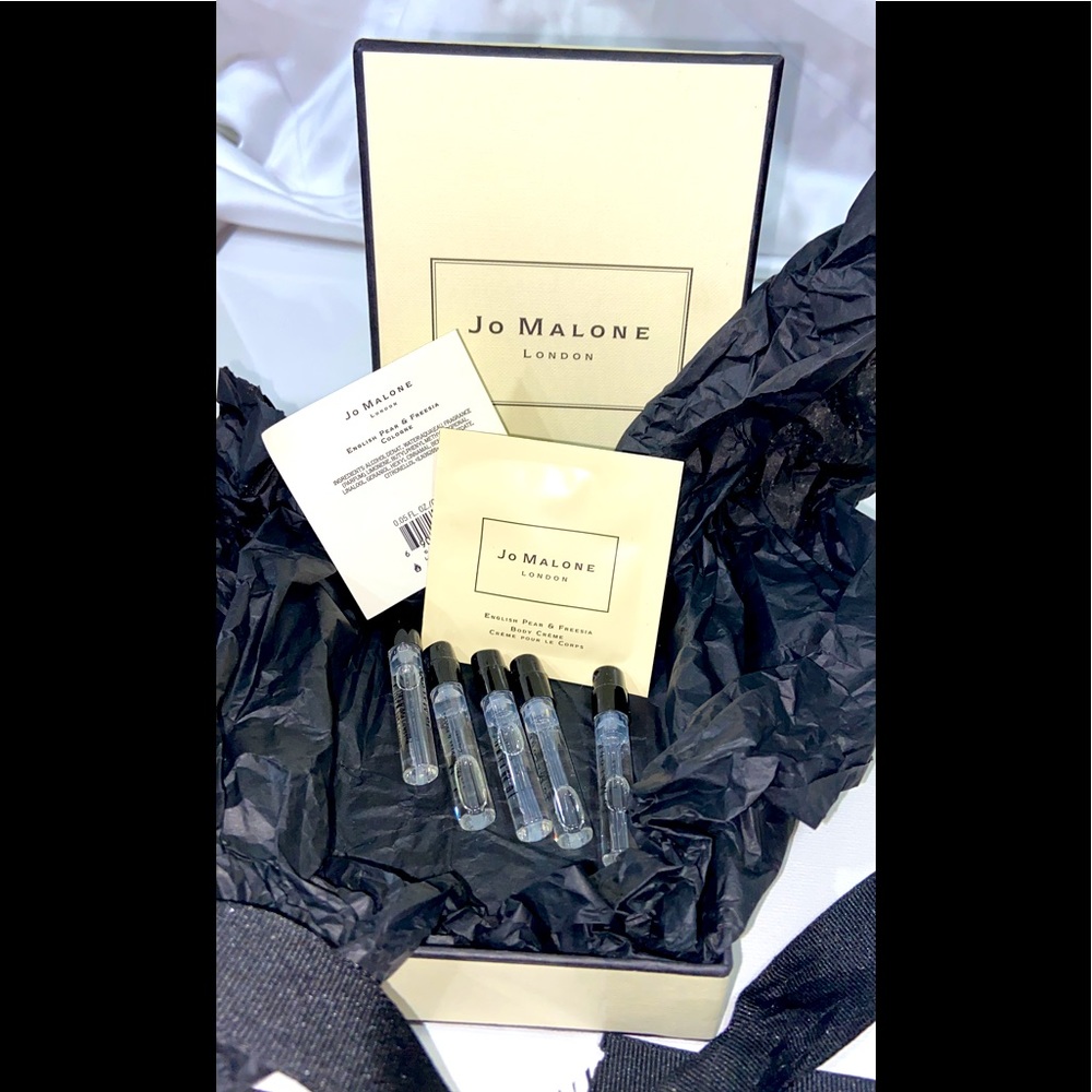 Joe Malone English pair and Freesia set